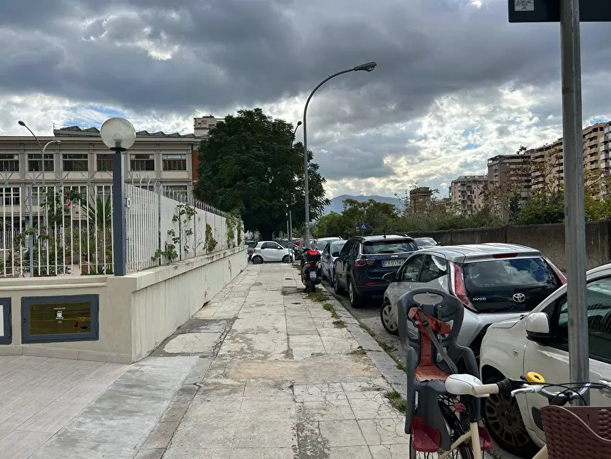 Immagine 35 di Appartamento in affitto  in Via Ferdinando Ferri 18 a Palermo