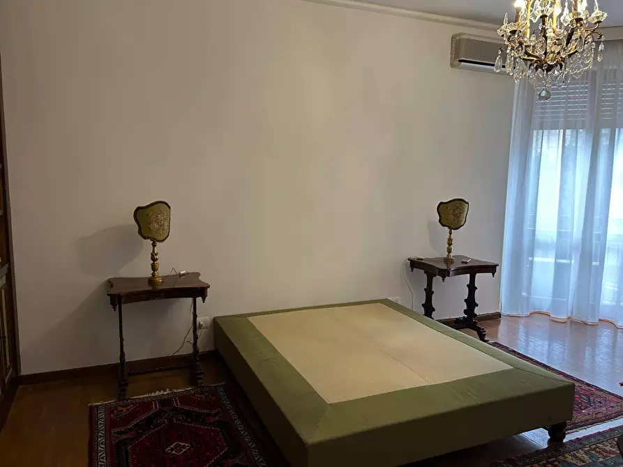 Immagine 31 di Appartamento in affitto  in Via Della Liberta' 56 a Palermo