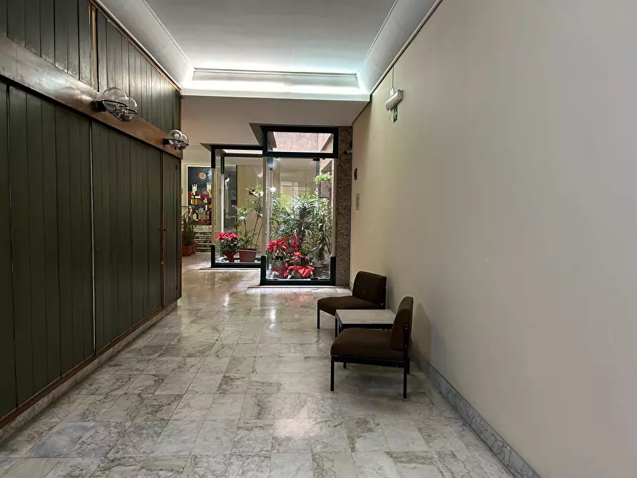 Immagine 2 di Ufficio in affitto  in VIA ENRICO PARISI 4 a Palermo