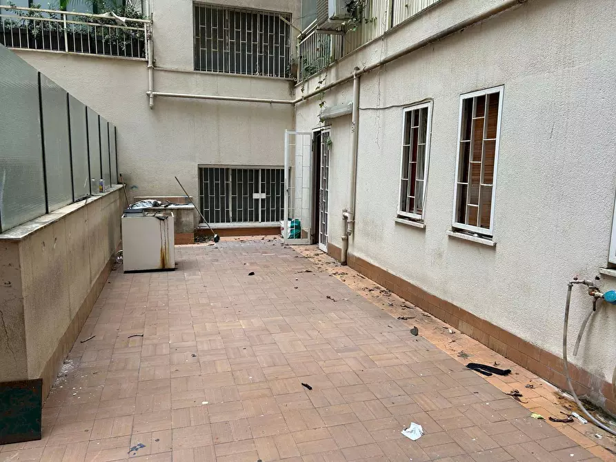 Immagine 18 di Ufficio in affitto  in VIA ENRICO PARISI 4 a Palermo