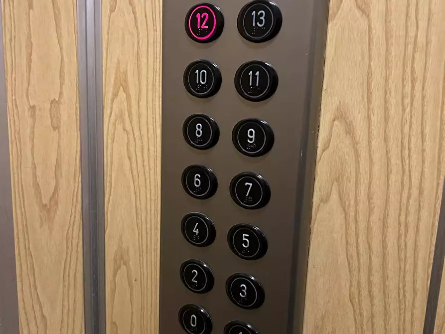 Immagine 12 di Appartamento in vendita  in Via Umberto Boccioni 224 a Palermo