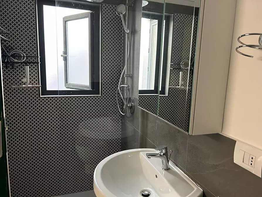 Immagine 28 di Appartamento in affitto  in Via Della Liberta' 64 a Palermo