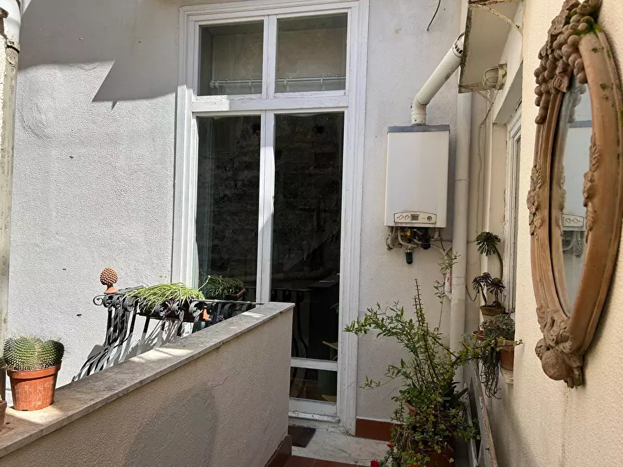 Immagine 11 di Appartamento in affitto  in Via Vittorio Emanuele 492 a Palermo