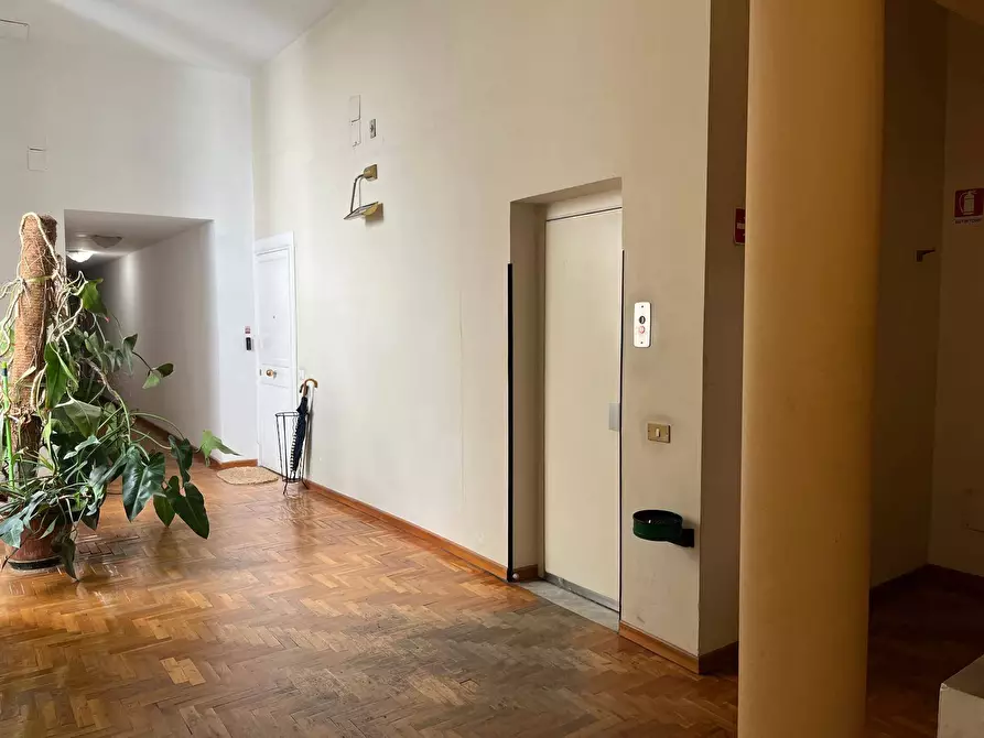 Immagine 40 di Appartamento in affitto  in Via Vittorio Emanuele 492 a Palermo