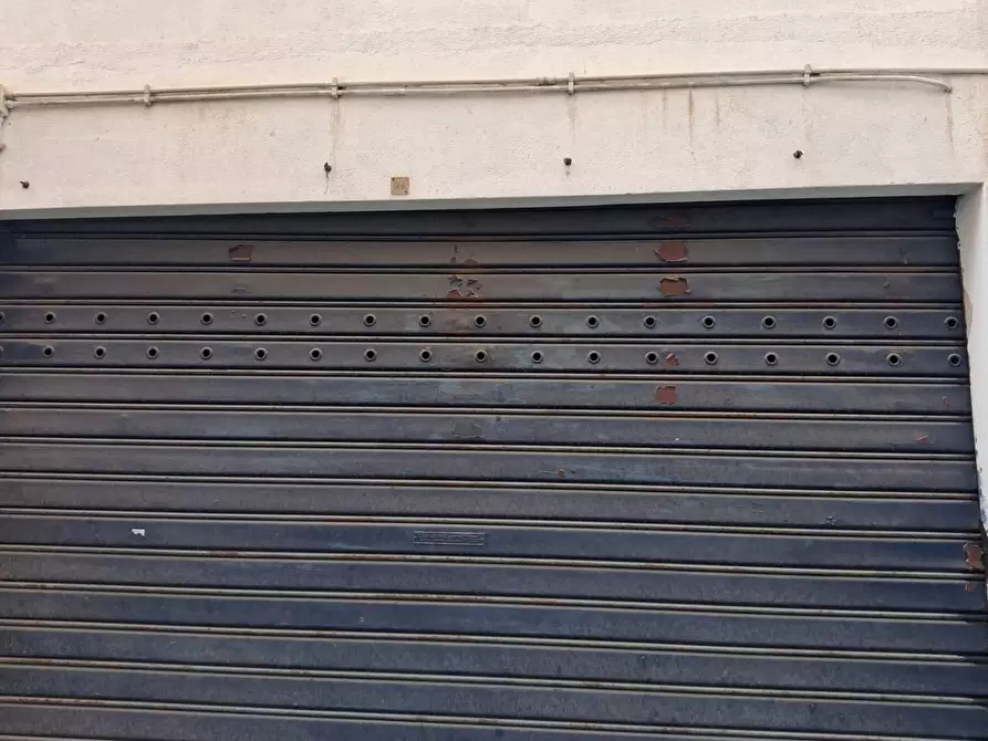 Immagine 4 di Magazzino in vendita  in Via Ludwig Van Beethoven 34 a Palermo
