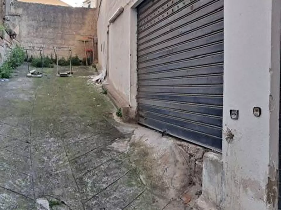 Immagine 2 di Magazzino in vendita  in Via Ludwig Van Beethoven 34 a Palermo