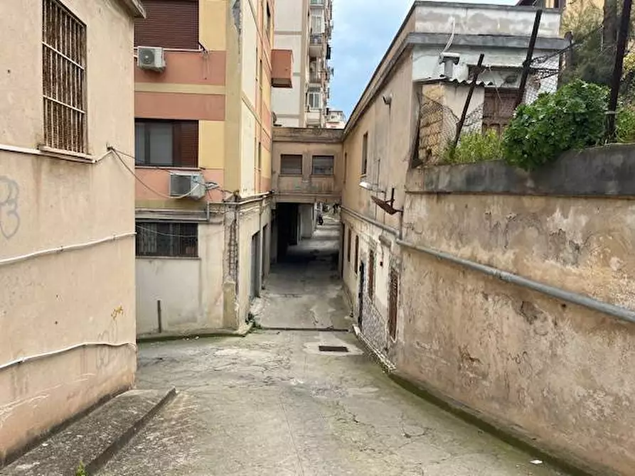 Immagine 29 di Appartamento in vendita  in Via Tramontana 28 a Palermo
