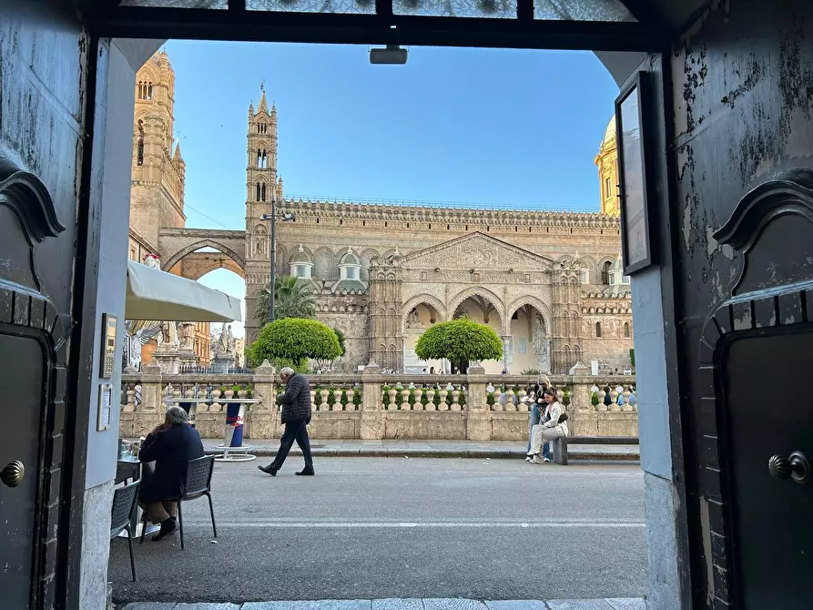 Immagine 56 di Appartamento in affitto  in Via Vittorio Emanuele 492 a Palermo