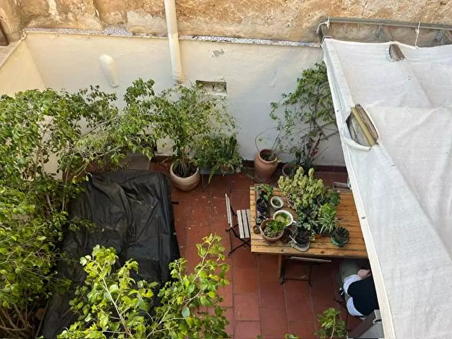 Immagine 39 di Appartamento in affitto  in Via Vittorio Emanuele 492 a Palermo
