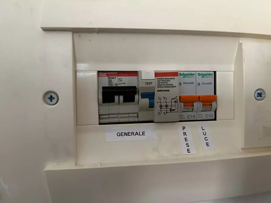 Immagine 22 di Appartamento in affitto  in Piazza Sant'oliva 37 a Palermo