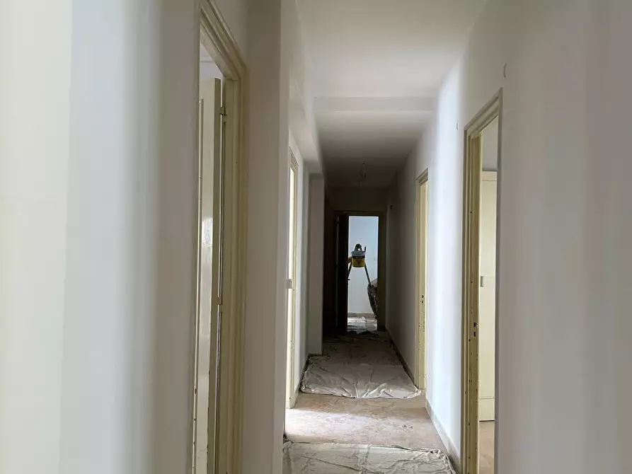 Immagine 10 di Ufficio in affitto  in Via Mariano Stabile 136 a Palermo