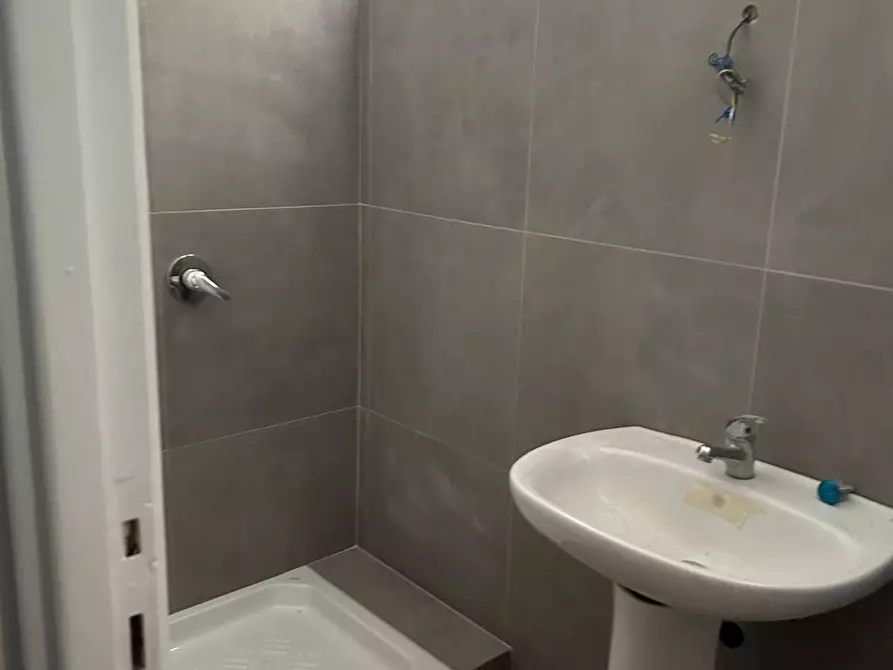 Immagine 24 di Ufficio in affitto  in Via Mariano Stabile 136 a Palermo