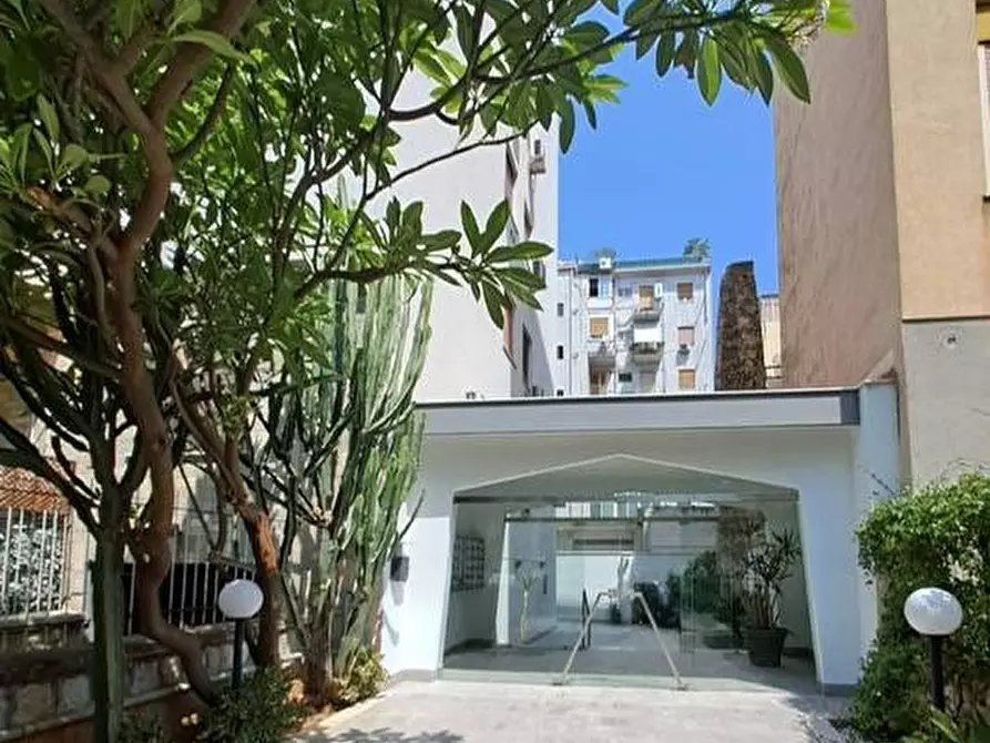 Immagine 1 di Appartamento in affitto  in Via Valdinoto 6 a Palermo