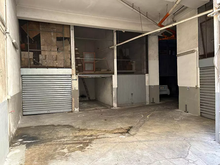 Immagine 13 di Box auto in vendita  in Via Villa Sperlinga 3 A a Palermo