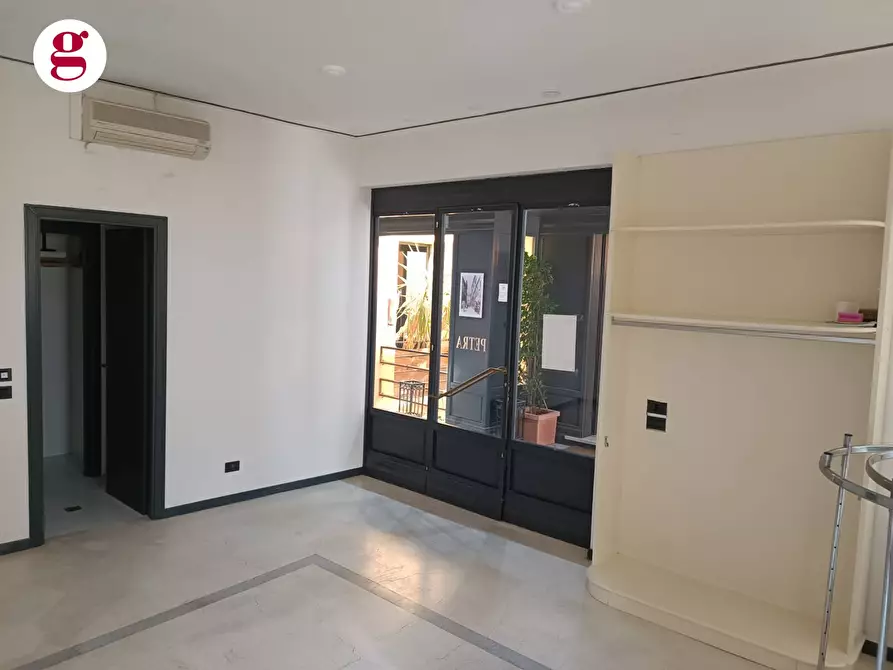 Immagine 8 di Locale commerciale in affitto  in Via Santa Maria 9 a Vasto