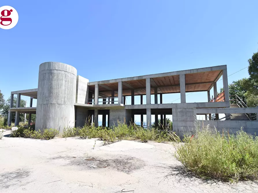 Immagine 3 di Attività commerciale in vendita  in Strada Statale 16 Nord 53 a Vasto