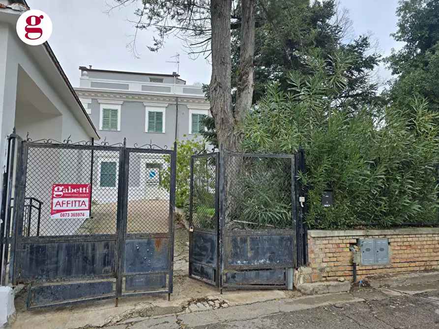 Immagine 55 di Villa in affitto  in Via Incoronata 63 a Vasto