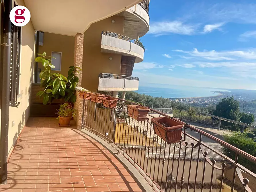 Immagine 13 di Appartamento in affitto  in Via Luigi Cardone 23 a Vasto