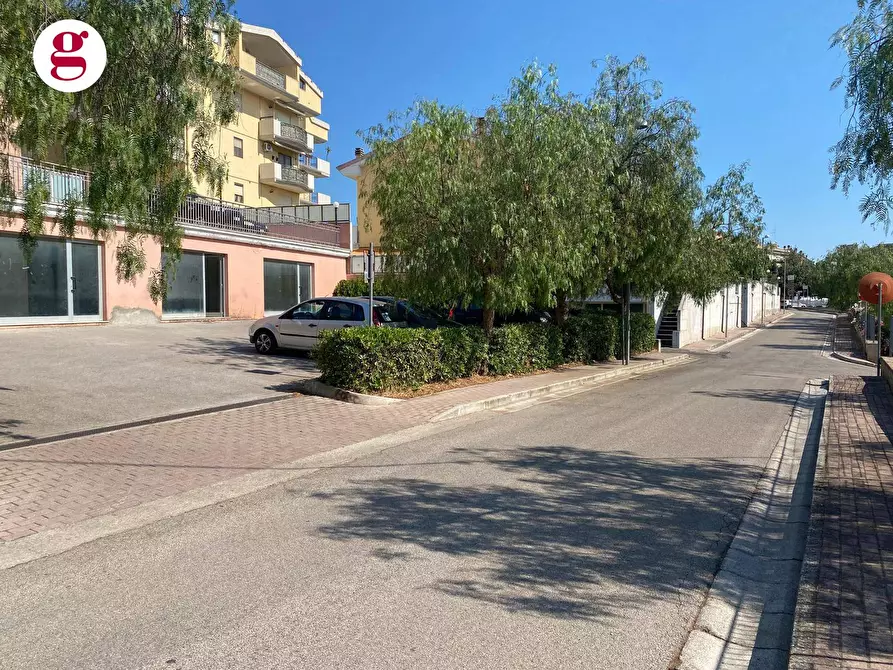 Immagine 4 di Magazzino in vendita  in Via Vice Brigadiere d'Onofrio 8/L a Vasto