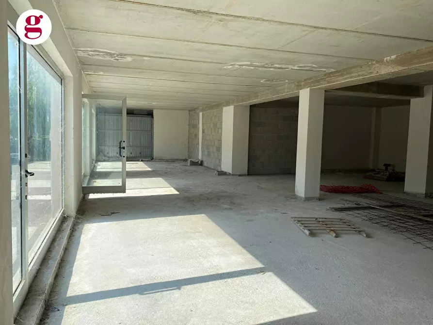 Immagine 5 di Magazzino in vendita  in Via Vice Brigadiere d'Onofrio 8/L a Vasto