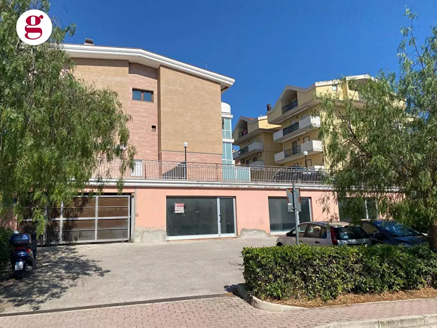 Immagine 15 di Magazzino in vendita  in Via Vice Brigadiere d'Onofrio 8/L a Vasto