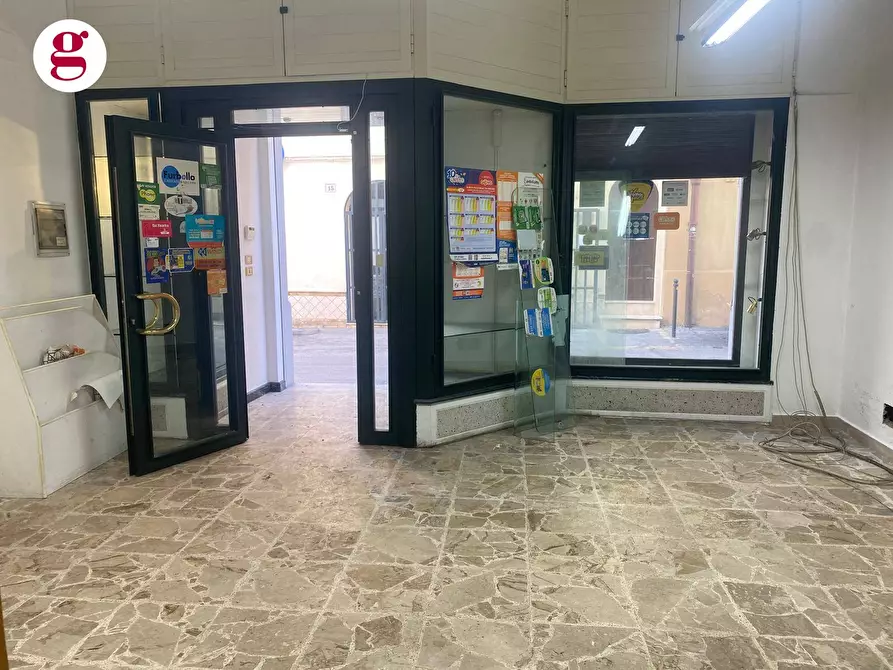 Immagine 5 di Locale commerciale in vendita  in Corso Palizzi 15 a Vasto