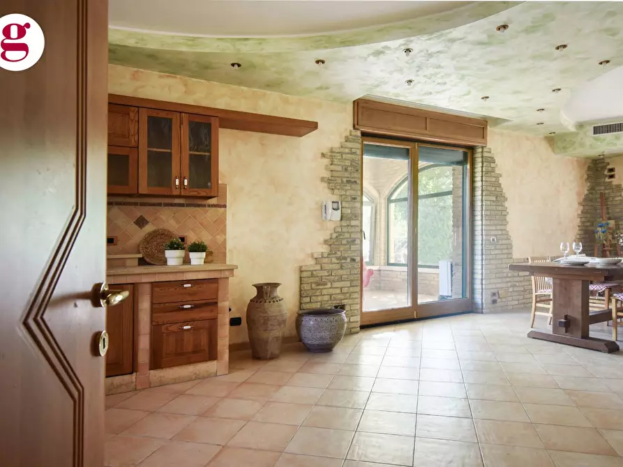 Immagine 9 di Villa in vendita  in Via Silvio Pellico 5 a Vasto