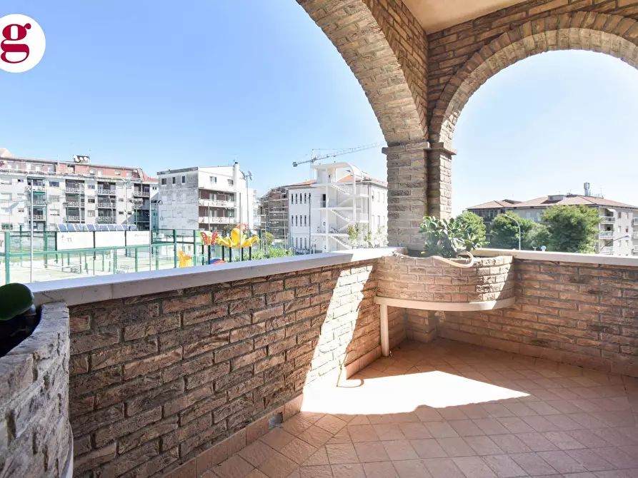 Immagine 24 di Villa in vendita  in Via Silvio Pellico 5 a Vasto