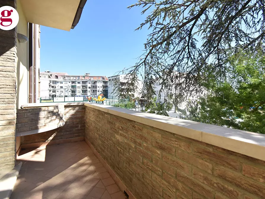 Immagine 26 di Villa in vendita  in Via Silvio Pellico 5 a Vasto