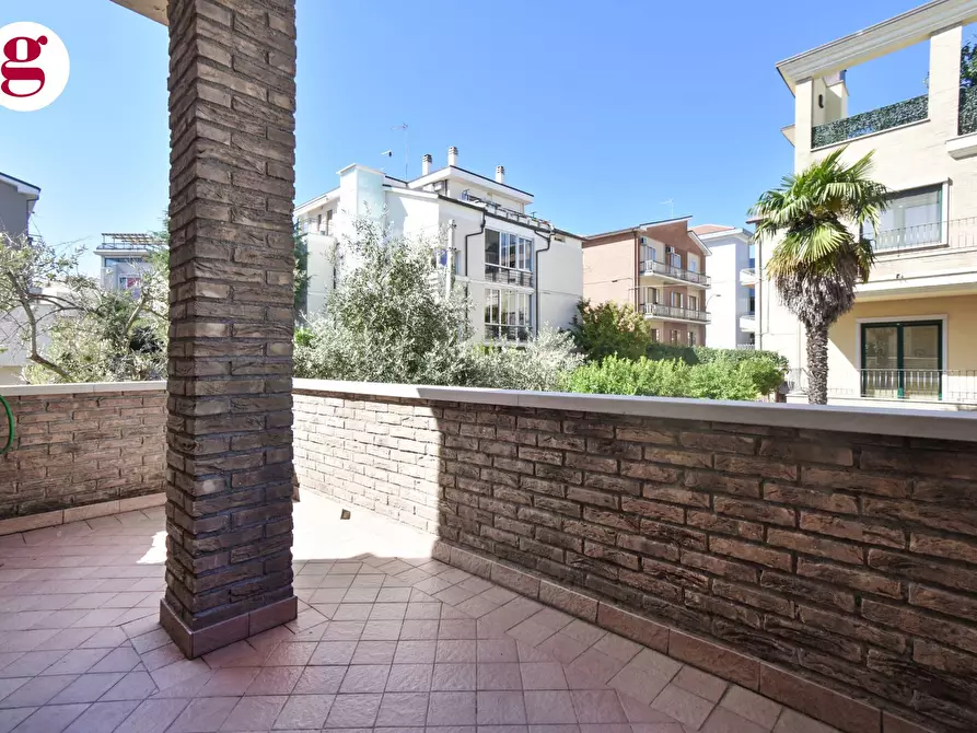 Immagine 31 di Villa in vendita  in Via Silvio Pellico 5 a Vasto