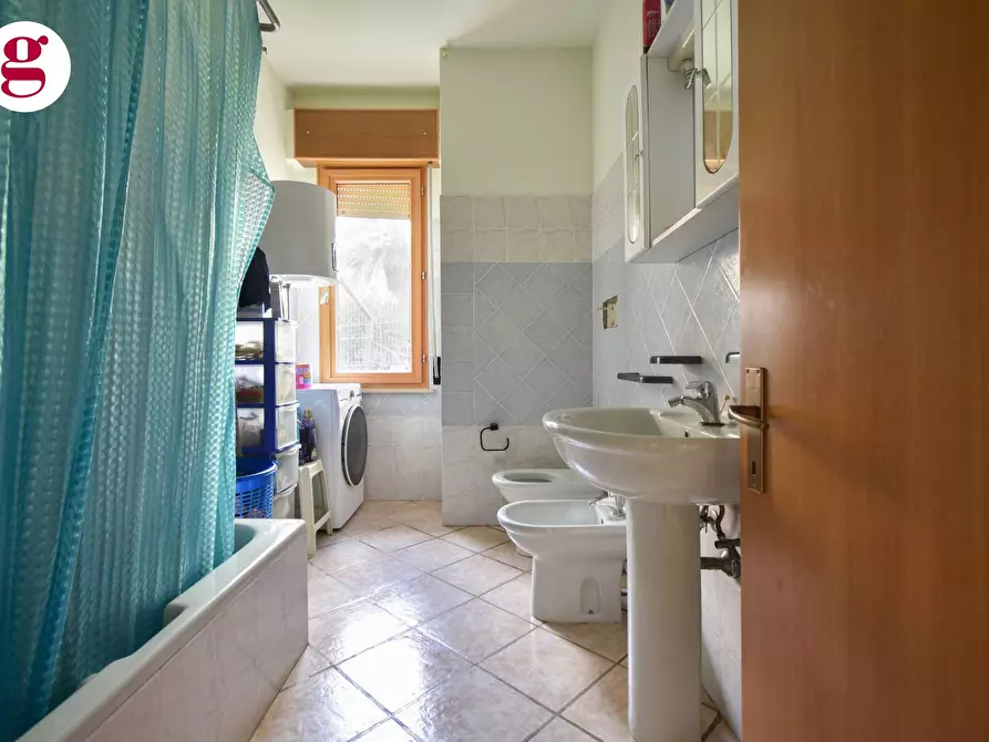 Immagine 10 di Appartamento in vendita  in Via Valloncello 29 a Vasto