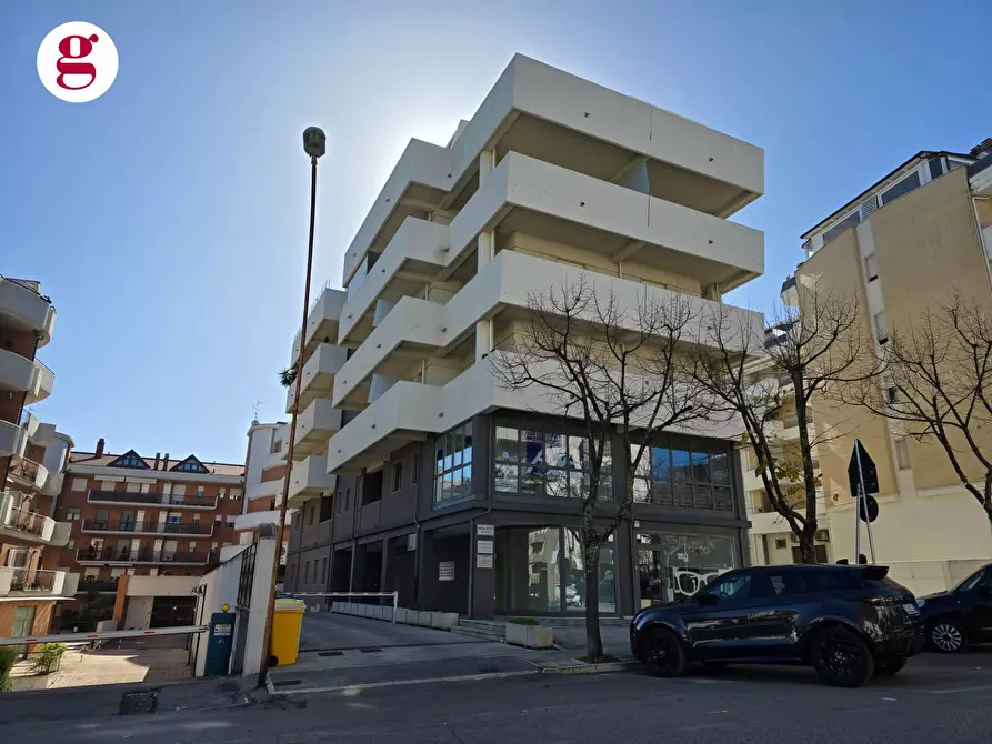 Immagine 17 di Ufficio in vendita  in Via Giulio Cesare 80 a Vasto