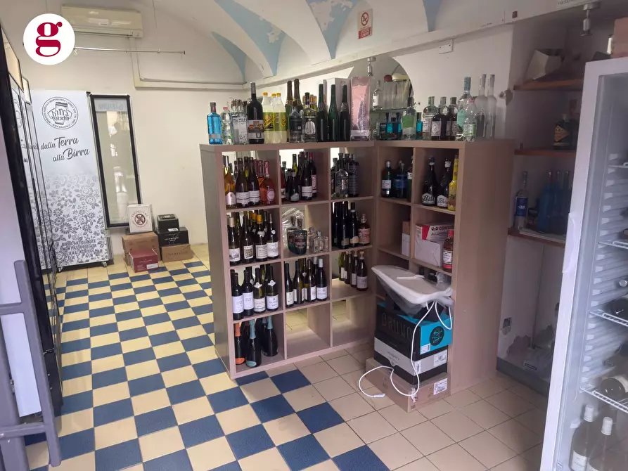 Immagine 14 di Attività commerciale in vendita  in Piazza Pudente 1 a Vasto