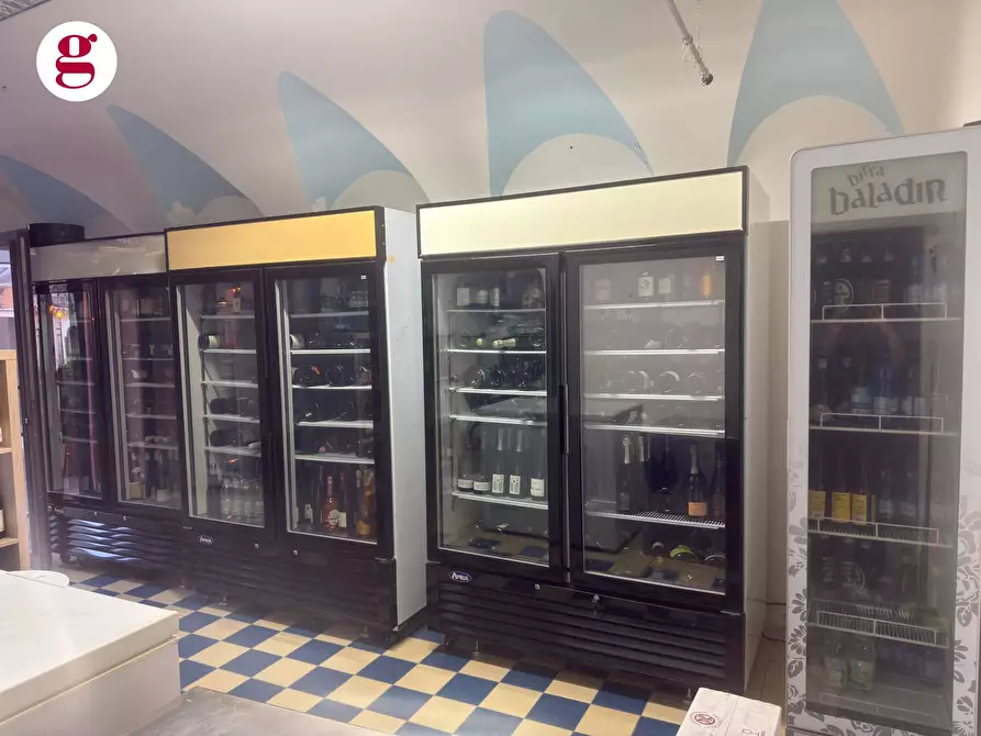 Immagine 16 di Attività commerciale in vendita  in Piazza Pudente 1 a Vasto