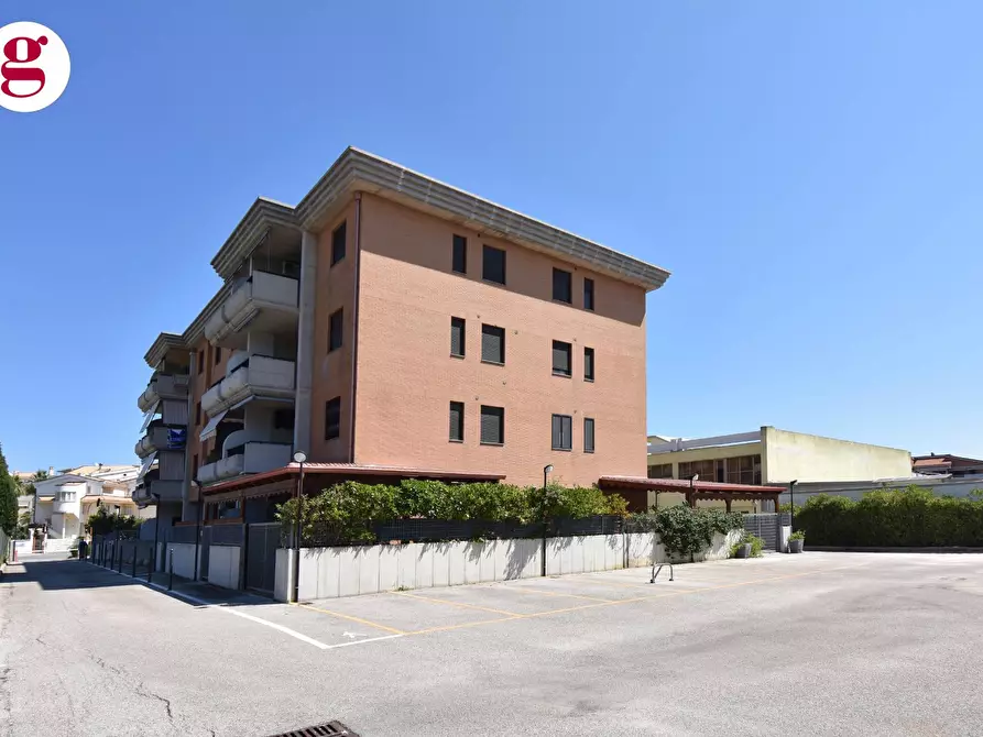 Immagine 9 di Appartamento in affitto  in Via Strada Statale 16 Sud snc a Vasto