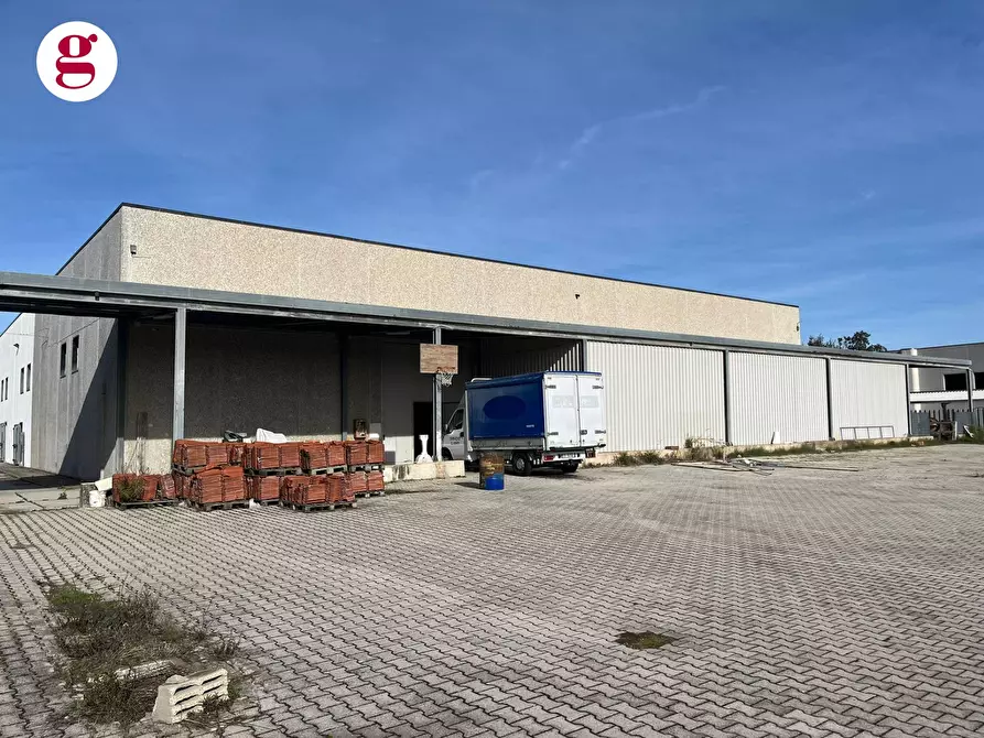 Immagine 1 di Capannone industriale in affitto  in Via Libero Grassi a Vasto