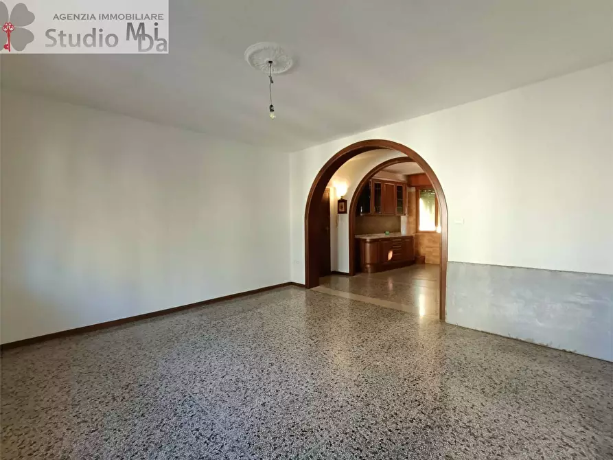 Immagine 2 di Appartamento in vendita  in Via San Dona' a Venezia