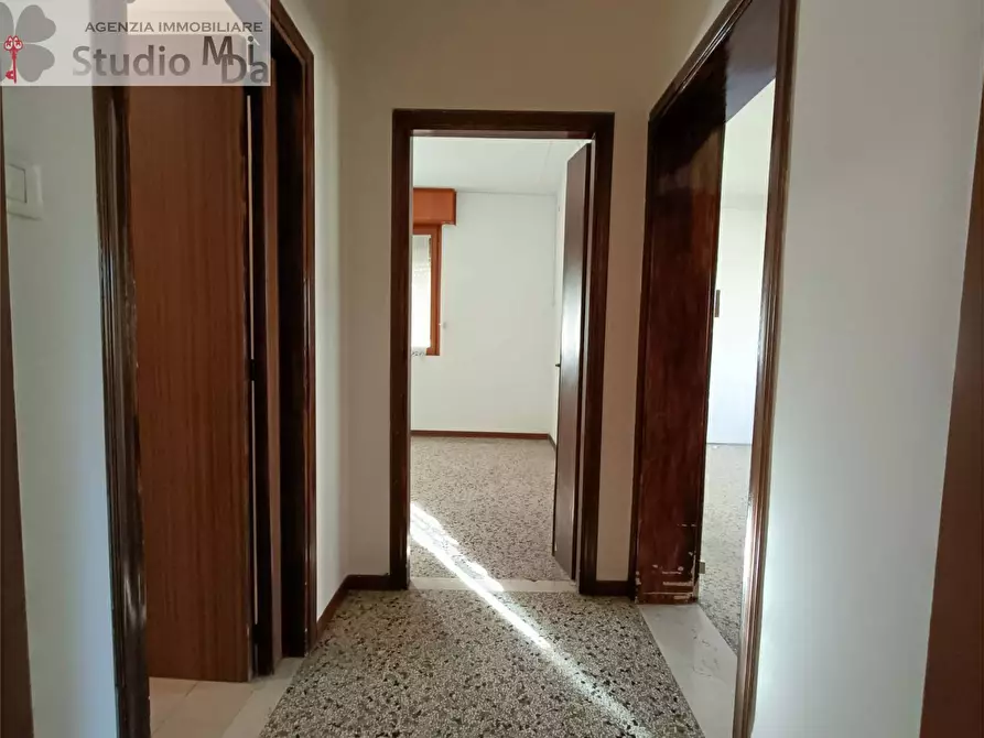 Immagine 11 di Appartamento in vendita  in Via San Dona' a Venezia