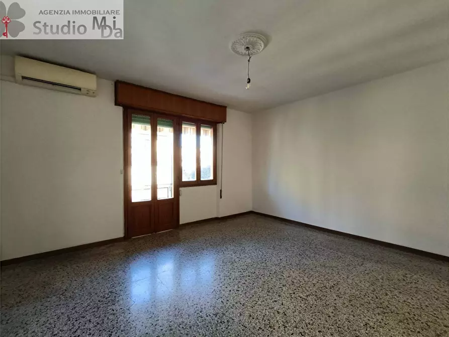 Immagine 3 di Appartamento in vendita  in Via San Dona' a Venezia