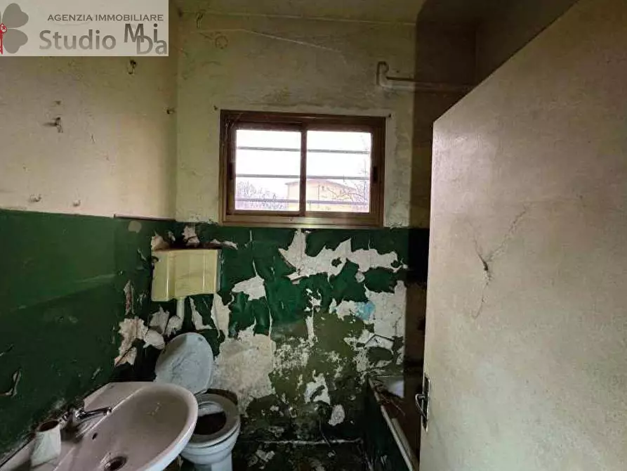 Immagine 8 di Appartamento in vendita  in Via Vergottini a Venezia