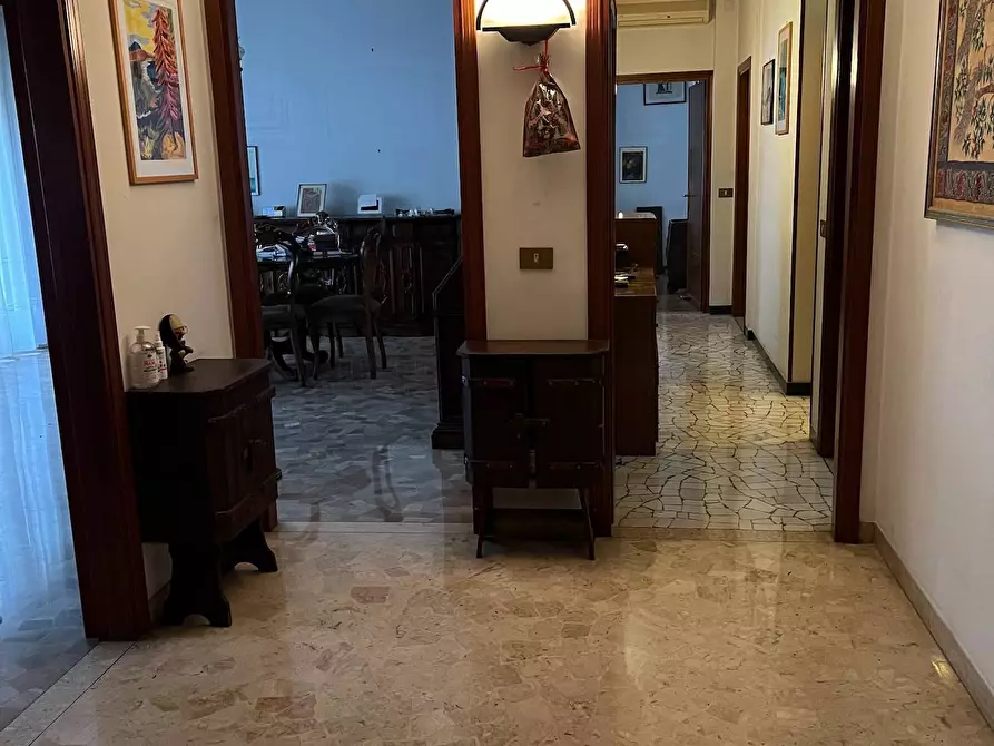 Immagine 3 di Appartamento in vendita  in Via DANDOLO a Venezia