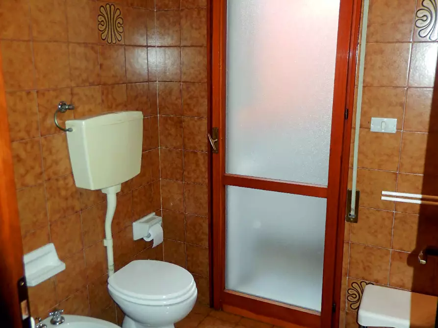 Immagine 11 di Appartamento in vendita  a Ferrara