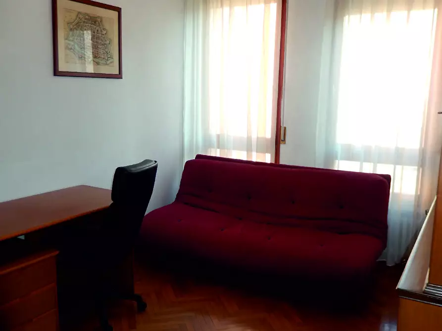 Immagine 13 di Appartamento in vendita  a Ferrara