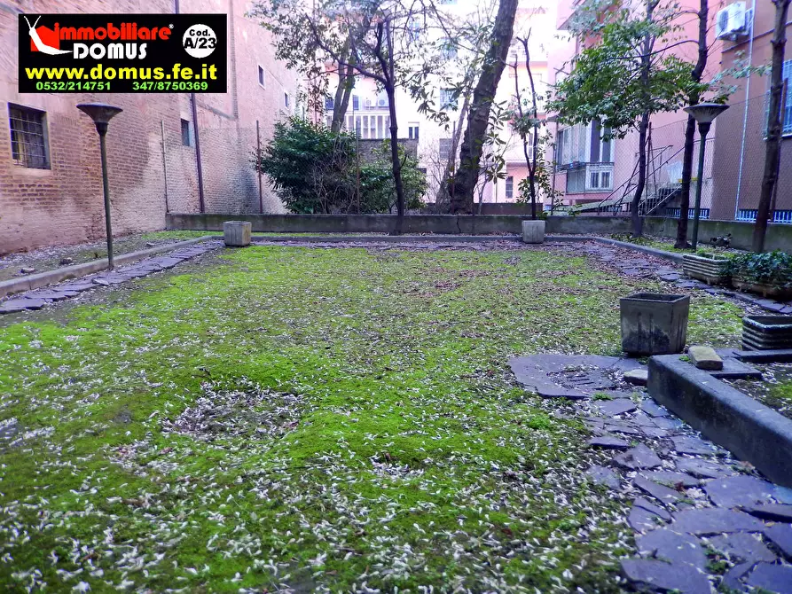Immagine 31 di Appartamento in vendita  a Ferrara
