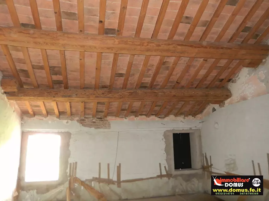 Immagine 5 di Rustico / casale in vendita  a Ferrara