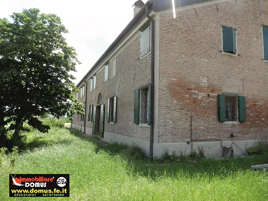 Immagine 4 di Rustico / casale in vendita  a Ferrara