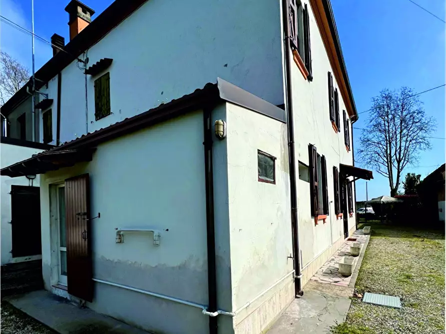 Immagine 21 di Casa semindipendente in vendita  a Voghiera