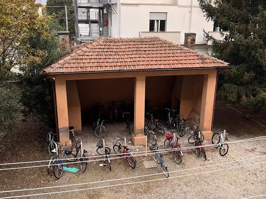 Immagine 11 di Appartamento in vendita  a Ferrara