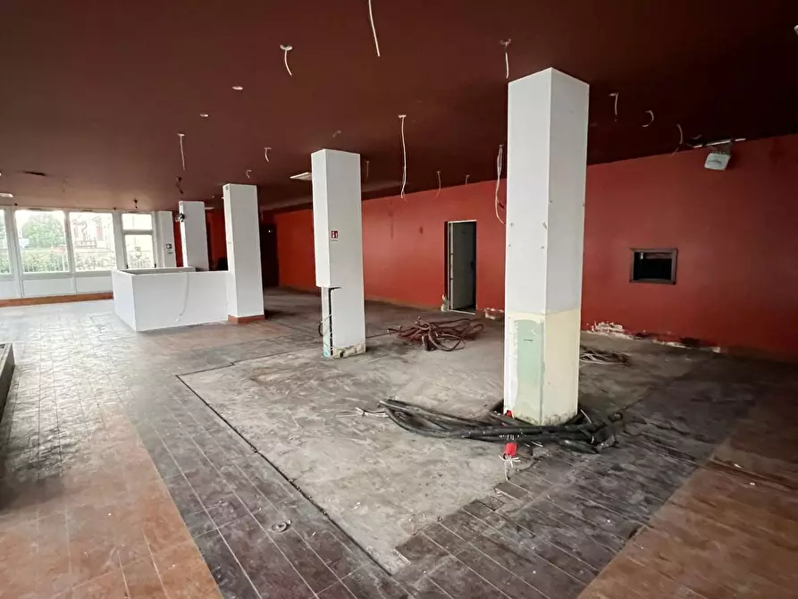 Immagine 5 di Locale commerciale in affitto  a Ferrara