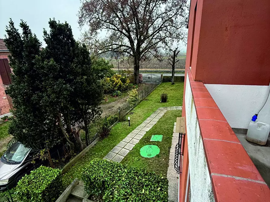 Immagine 13 di Appartamento in vendita  a Ferrara